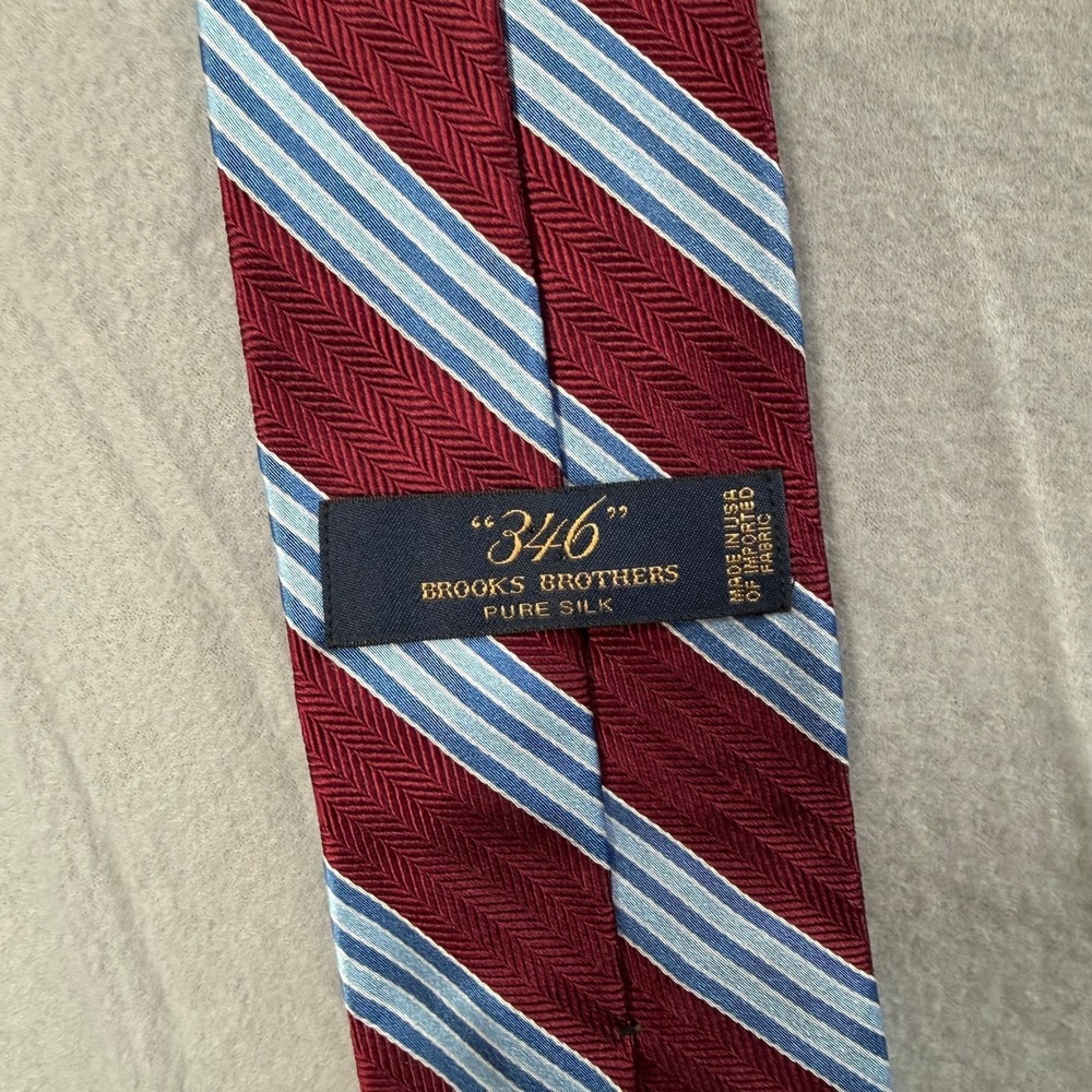 Brooks Brothers Tie Mens OS Burgundy Red Blue Herringbone Silk Striped Preppy